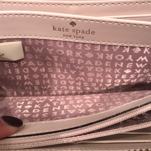 Kate Spade Wallet - Picture 6 of 8